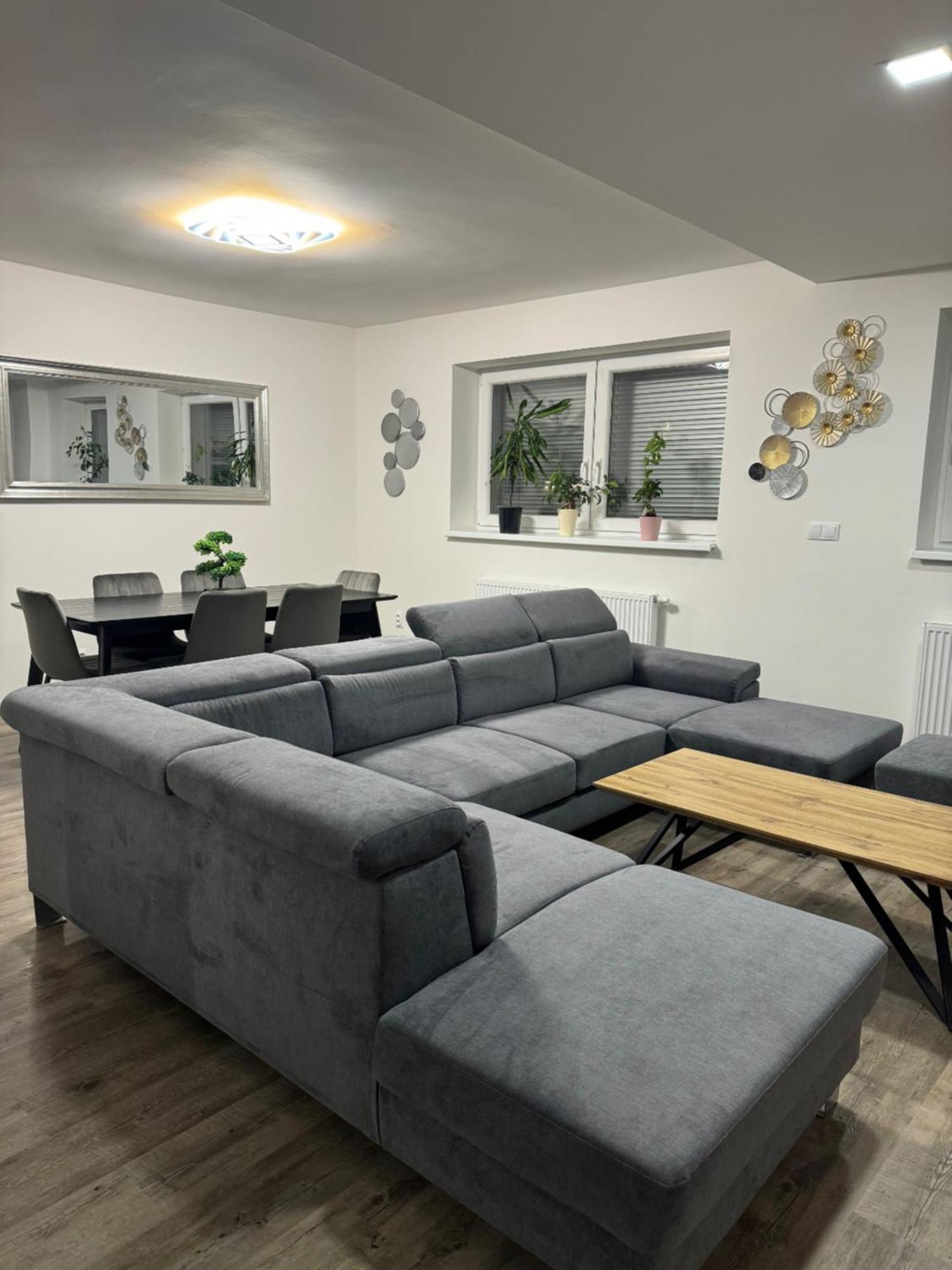 Ubytovani U Frantiska Hodonin Bagian luar foto